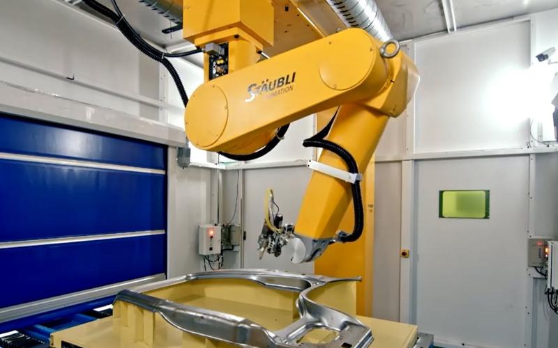 staubli机器人激光切割汽车零部件robotmaster机器人离线编程
